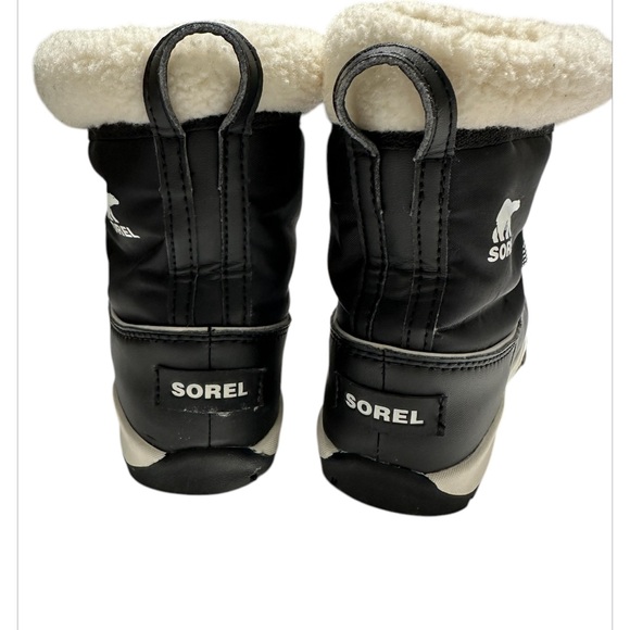 Sorel - Youth Unisex Whitney Carnival Black Sherpa Short Winter Boot size 5 - Picture 3 of 5